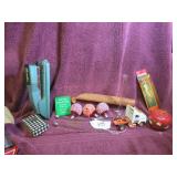 BOX LOT: (2) METAL WI RESIDENT 1981 + 1982 DEER...