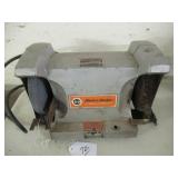 BLACK & DECKER BENCH GRINDER - 6" - GC