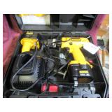 DEWALT 12-VOLT CORDLESS DRILL - W/ CHARGER &...