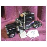 1:32-SCALE - DIE CAST - PETERBILT MODEL 379
