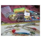 BOX LOT:  LURES & VARIOUS FISHING WEIGHTS