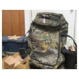 LARGE NORTH AMERICAN HUNTER DUFFEL BAG ON CASTERS