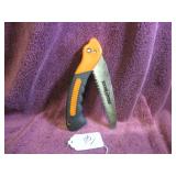 BUCKMASTERS FOLDING SAW