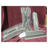 HO-SCALE - E-Z TRACK - (10) CURVED, (1) XING, &...