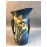 Roseville Pottery 135-9 Zepher Lily vase