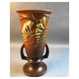 Roseville Pottery 125-10ï¿½  freesia vase