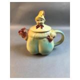 Hull Pottery ï¿½Tom the Piperï¿½s Sonï¿½ Figural Teapot