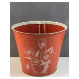 Enamelware metal trash can