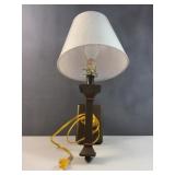 Wall sconce light
