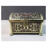 Metal treasure jewelry chest dresser box