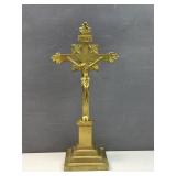 Solid metal alter cross