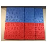 aplhaphet molds / tracers / not very deep