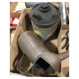Vintage oil can lot of 2 Vintage oil can lot of 2