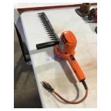 Black & Decker hedge trimmer Black & Decker hedge trimmer