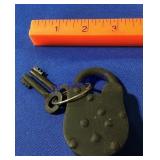 Small black lock with 2 keys Small black lock with 2 keys