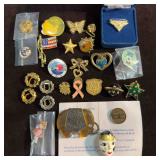 Collection of Vintage Lapel Pins Brooch Brooches C