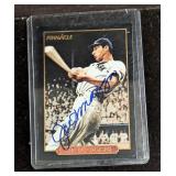 Joe Dimaggio HOF Autographed Baseball Card B