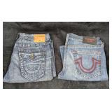 2 Men's True Religion Mens Size 33 Jeans