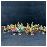 Walts Cargo Art of Disney Chess Set Western Theme