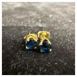14K Yellow Gold Prong Blue Sapphire Earrings V43