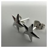 ZZ 14K White Gold Star Stud Earrings M91