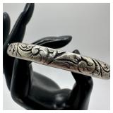 Silver Bangle Bracelet Engraved Etched Floral Moti