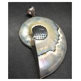 925 Sterling Mother of Pearl Ammonite-Shaped Penda