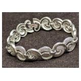 Vintage 7' Trifari Silvertone Bracelet