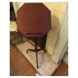 TILT TOP TABLE