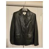 Leather jacket medium petite