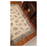 Area Rug 95 x 130