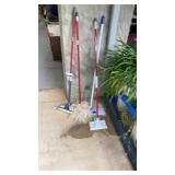 Lot of 4 Floor Mops