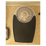 Sumbeam Bathroom Scale