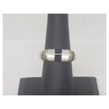 .925 Sterling Silver Mother of Pearl/Onyx Ring