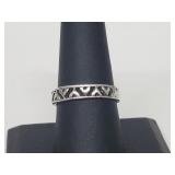 .925 Sterling Silver Heart Band .925 Sterling Silver Heart Band