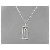 .925 Sterling Silver Pendant & Chain