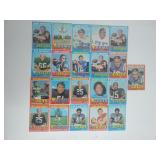 Lot of 1971 Football Cards