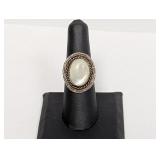 .925 Sterling Mother of Pearl Cabochon Ring Sz 7