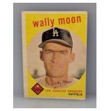 1959 Topps #530 Wally Moon HN Dodgers Corners