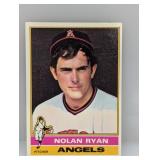 1976 Topps Nolan Ryan HOF 330 Corners/Edge