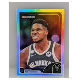 2026 NBA Hoops Giannis Antetokounmpo Holo Foil 165