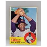 1963 Topps #497 Bennie Daniels Senators I/E