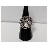 .925 Sterl Pearl Ring Floral Details Size 7.5