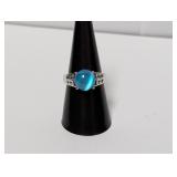 .925 Sterl Iridescent Blue Cabochon Gem Ring Sz 8