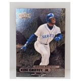 1998 Fleer Skybox Ken Griffey Jr Metal Universe