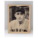 1939 Play Ball #128 - Joe Bowman "Pirates" DMG