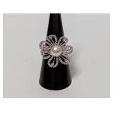 .925 Sterl Faux Pearl Flower Shaped Ring Sz 6.5