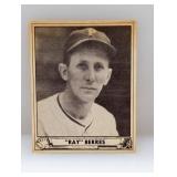 1940 Play Ball #164 - Ray Berres "Pirates"