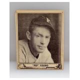 1940 Play Ball #106 - Pep Young "Pirates"