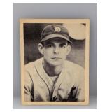 1939 Play Ball #104 - Tom Bridges "Tigers"